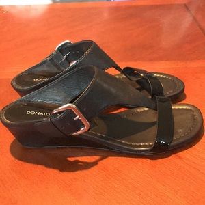 Donald j Pliner Doli black leather wedge sandals shoes size 8M